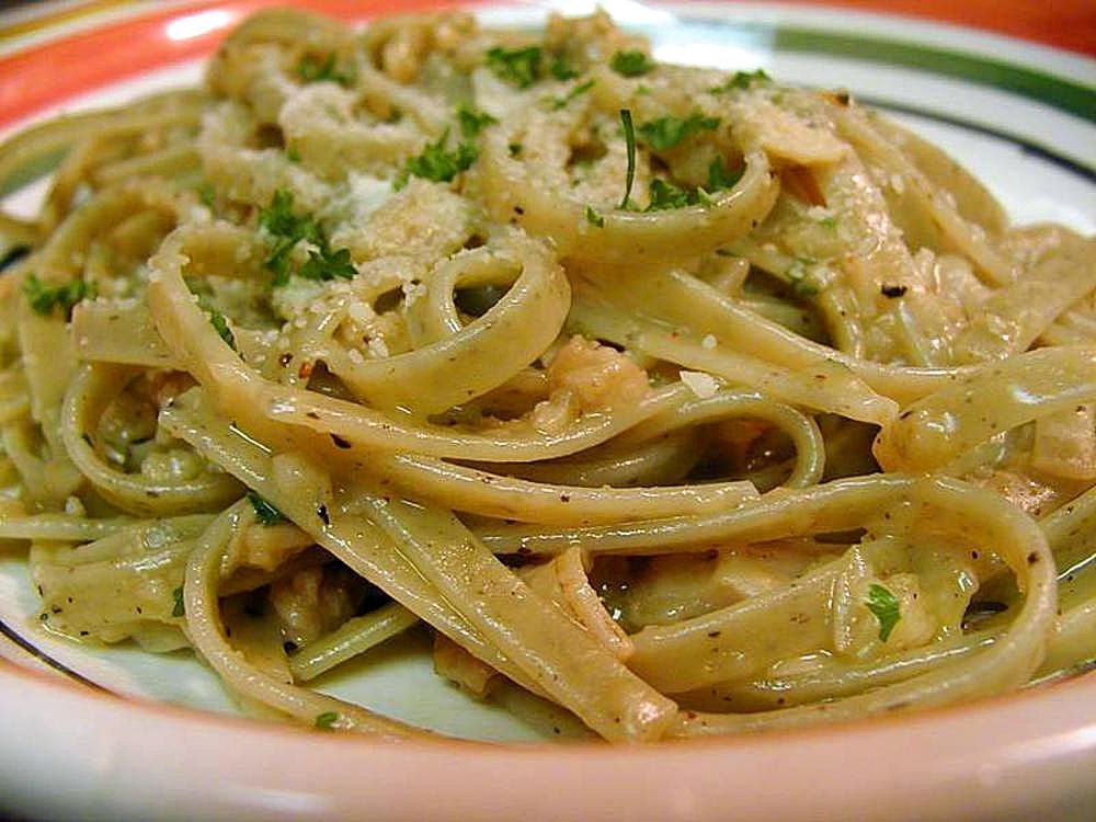 Types Of Pasta: Fettuccine