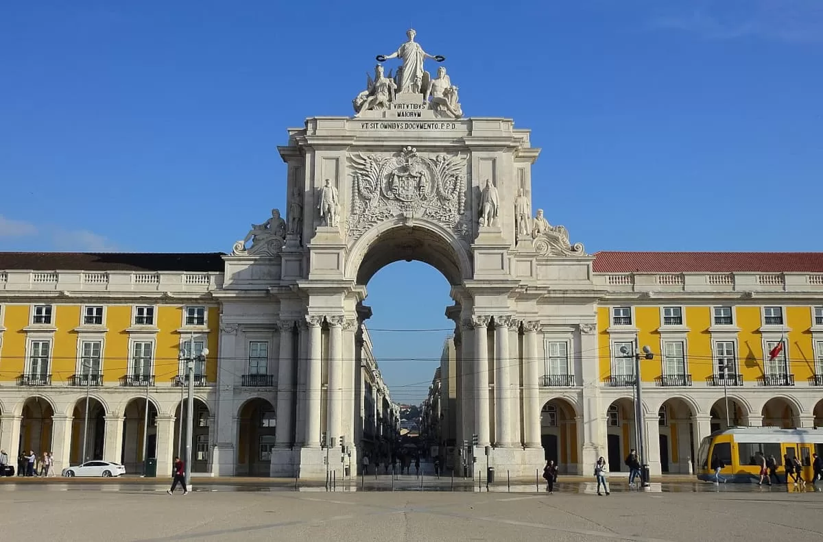 Rua Augusta Arch